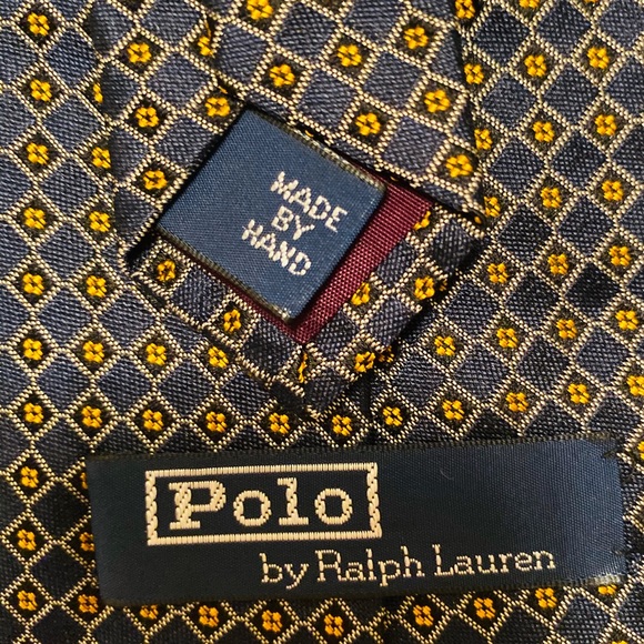 Polo by Ralph Lauren necktie. - Picture 2 of 2